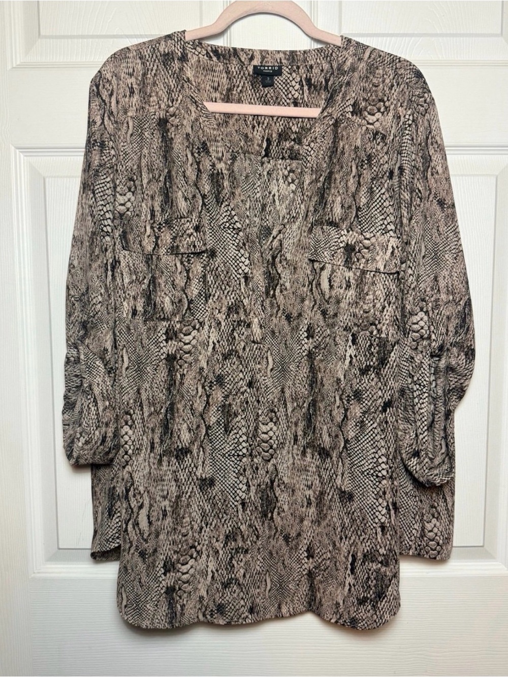 Torrid Harper Georgette 3/4 Sleeved Blouse Size 3 - Picture 3 of 6